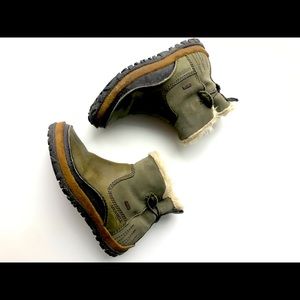 Merrell Women's Tremblant Pull on Polar Waterproof